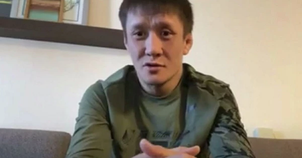 Боец UFC рассказал о жизни с двумя женами Боец UFC рассказал о жизни с двумя женами