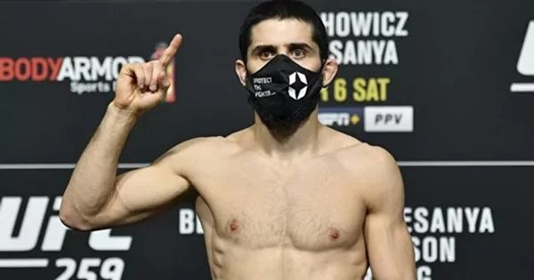 Бой Махачева сделали главным на турнире UFC Бой Махачева сделали главным на турнире UFC