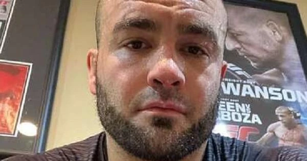 Бывший чемпион UFC потребует отменить его поражение Бывший чемпион UFC потребует отменить его поражение