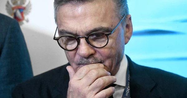 Ехал к Лукашенко — получил «корону» Ехал к Лукашенко — получил «корону»