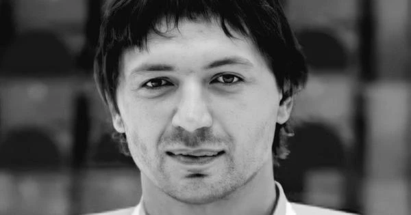 Экс-хоккеист СКА умер в 45 лет от коронавируса Экс-хоккеист СКА умер в 45 лет от коронавируса
