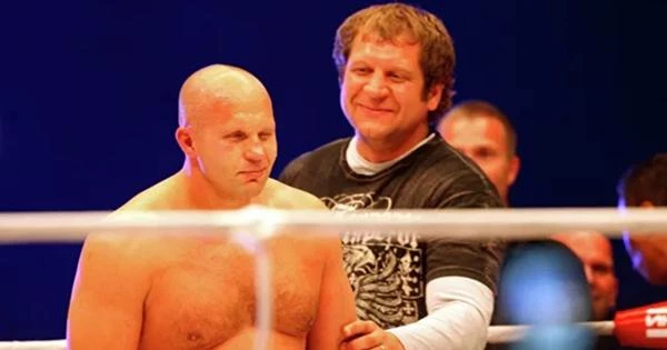 Федор Емельяненко решил выучиться на садовода Федор Емельяненко решил выучиться на садовода