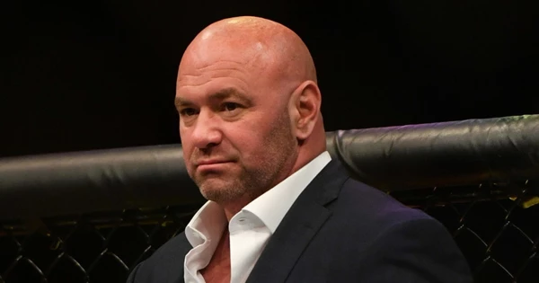 Глава UFC проиграл $1 млн на матче по боксу Глава UFC проиграл $1 млн на матче по боксу