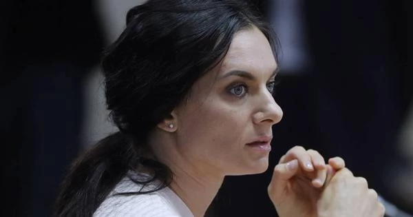 Исинбаева проиграла на выборах главы комиссии спортсменов МОК Исинбаева проиграла на выборах главы комиссии спортсменов МОК