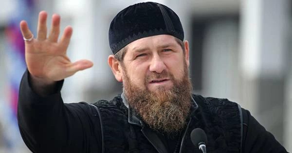 Кадыров: Чимаев сильнее Хабиба Кадыров: Чимаев сильнее Хабиба