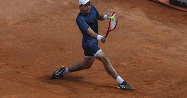 Карацев не сумел выйти в третий круг Roland Garros Карацев не сумел выйти в третий круг Roland Garros