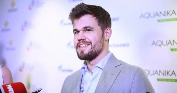 Карякин отреагировал на помощь Дубова Карлсену Карякин отреагировал на помощь Дубова Карлсену