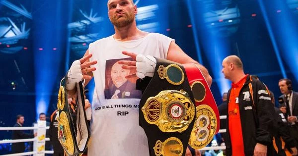 Лучший боксер мира бросил вызову чемпиону UFC Лучший боксер мира бросил вызову чемпиону UFC