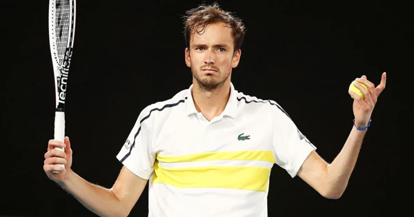 Медведев вышел в финал турнира ATP в Марселе Медведев вышел в финал турнира ATP в Марселе
