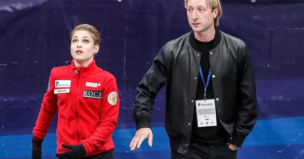 Непотопляемый. Почему Плющенко остался тренером сборной Непотопляемый. Почему Плющенко остался тренером сборной