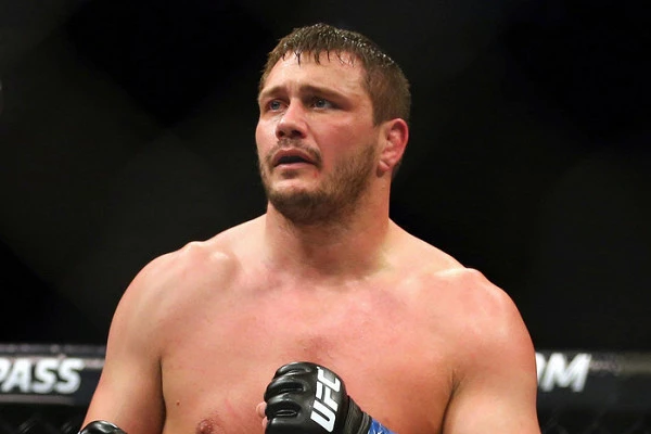 Обидчик Емельяненко потерпел третье поражение подряд Обидчик Емельяненко потерпел третье поражение подряд