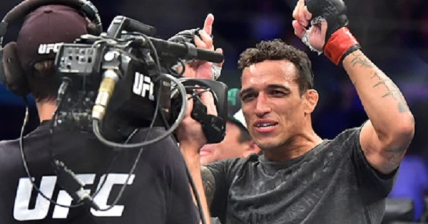 Перечислены претенденты на пояс чемпиона UFC Перечислены претенденты на пояс чемпиона UFC