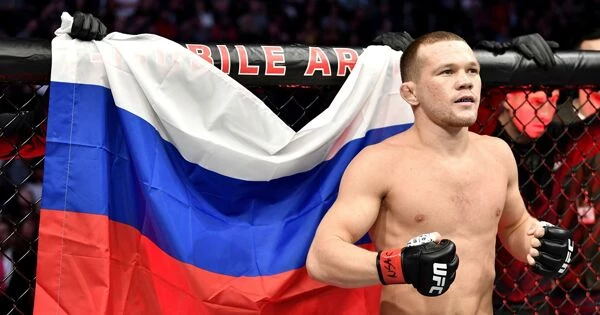 Приключения россиян в Абу-Даби. Анонс главных боев UFC 267 Приключения россиян в Абу-Даби. Анонс главных боев UFC 267