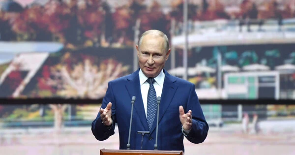 Путин наградил чемпионов Паралимпийских игр в Токио Путин наградил чемпионов Паралимпийских игр в Токио