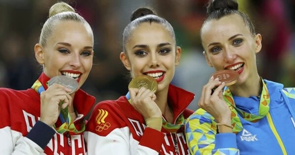 Россияне ответили на слова украинской гимнастки о нечестной борьбе Россияне ответили на слова украинской гимнастки о нечестной борьбе