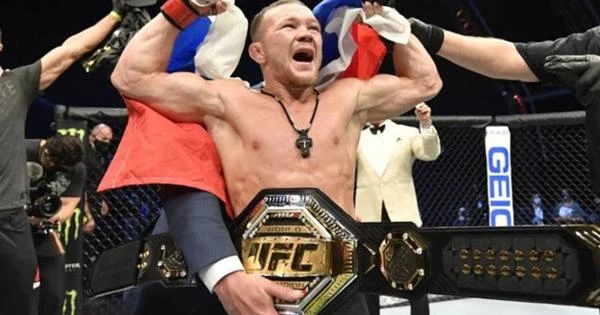 Россиянин попал в рейтинг лучших бойцов по версии ESPN Россиянин попал в рейтинг лучших бойцов по версии ESPN