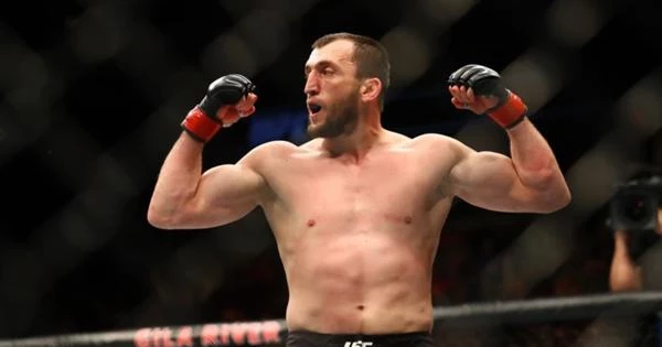 Салихов победил Триналдо на турнире UFC Салихов победил Триналдо на турнире UFC