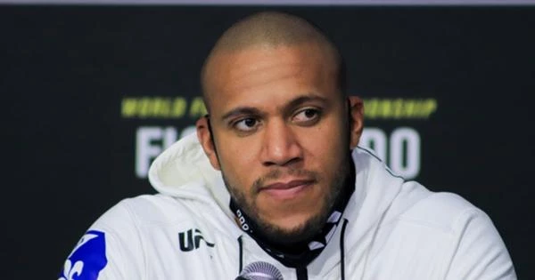 Сириль Ган оспорит временный титул UFC Сириль Ган оспорит временный титул UFC