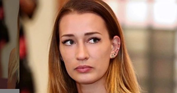 Теннисистку Сизикову допросили в Париже Теннисистку Сизикову допросили в Париже