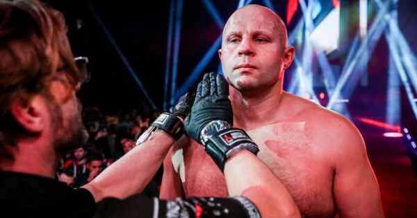 Триумф Нурмагомедова и последний бой Минакова: что принесет турнир Bellator 269 Триумф Нурмагомедова и последний бой Минакова: что принесет турнир Bellator 269