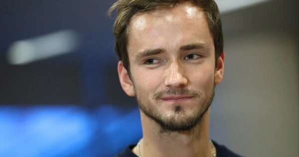 У теннисиста Медведева возникли проблемы со здоровьем У теннисиста Медведева возникли проблемы со здоровьем