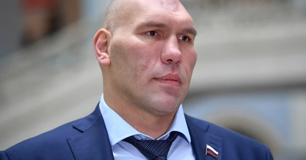 Валуев оценил шансы Дацика в бою против Пулеметчика Валуев оценил шансы Дацика в бою против Пулеметчика