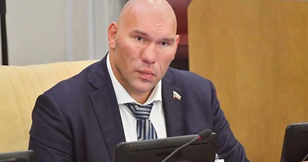 Валуев ответил на призывы Моргенштерна запретить MMA Валуев ответил на призывы Моргенштерна запретить MMA