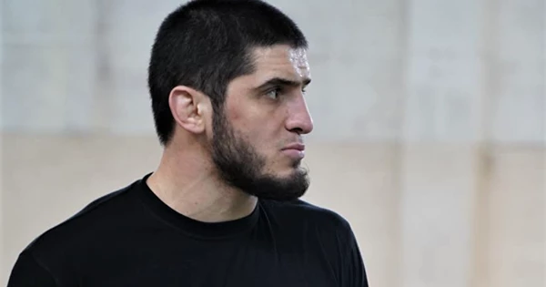 Восьмая победа подряд: друг Хабиба рвется к поясу UFC Восьмая победа подряд: друг Хабиба рвется к поясу UFC